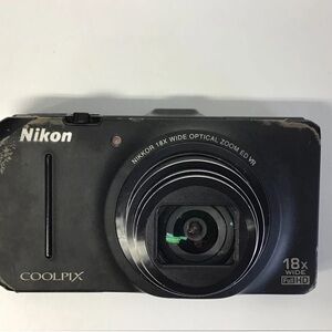 Nikon COOLPIX Silver and Black Digital Camera